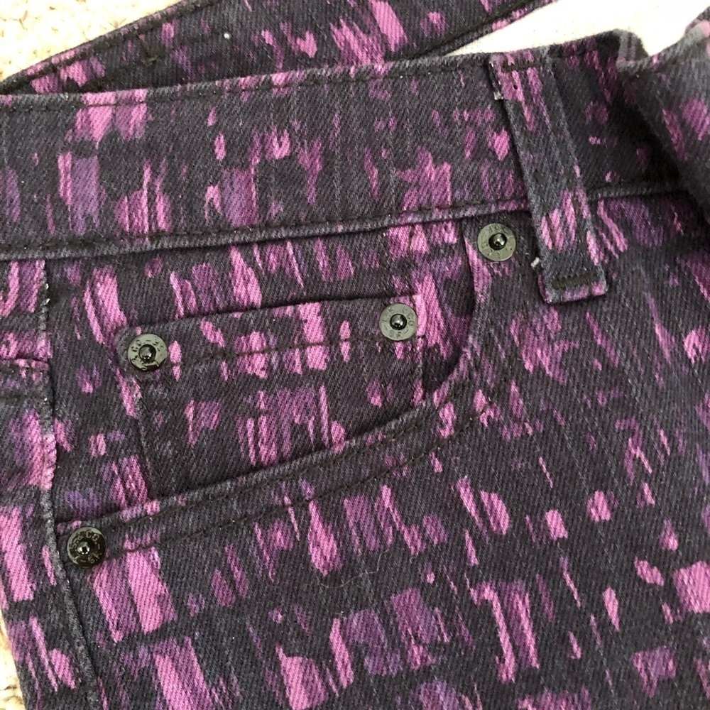 Levi’s Mid Rise Skinny - Picture 3 of 9